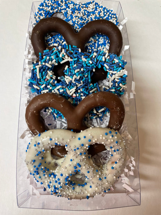 Chanukah/Winter Pretzel Gift Box - Sweeties Candy Cottage